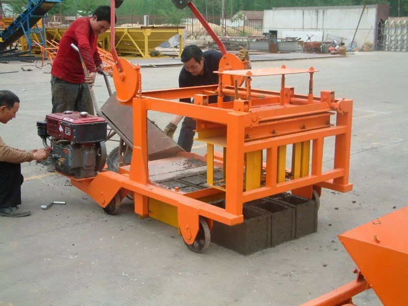 Qmy4-45D Portable Movable Concrete Block Making Machine Diesel Engine Hollow Solid Bricks Forming Machine for Malaysia